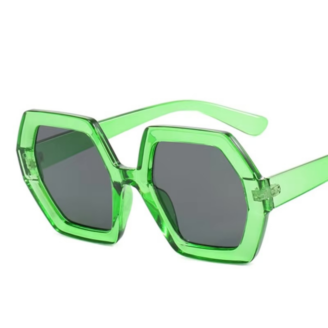 Reboto™ | Bold Elegance – Oversized Polygon Sunglasses