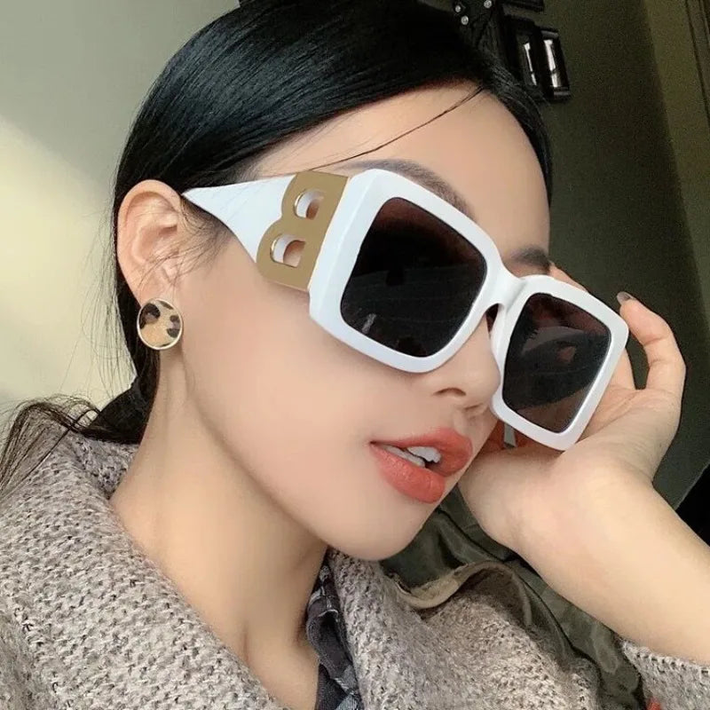 Bellona™️ | Oversized Square B-Accent Sunglasses